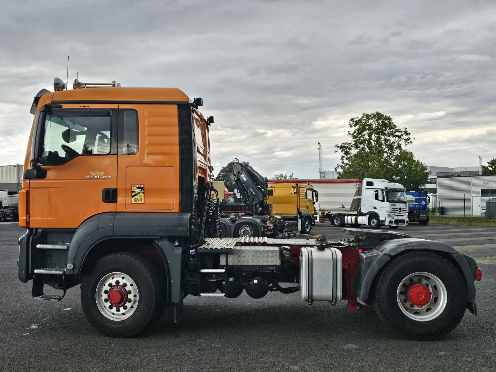 Fahrzeugabbildung MAN TGS 18.460 4x4H Kipphydraulik Standheizung