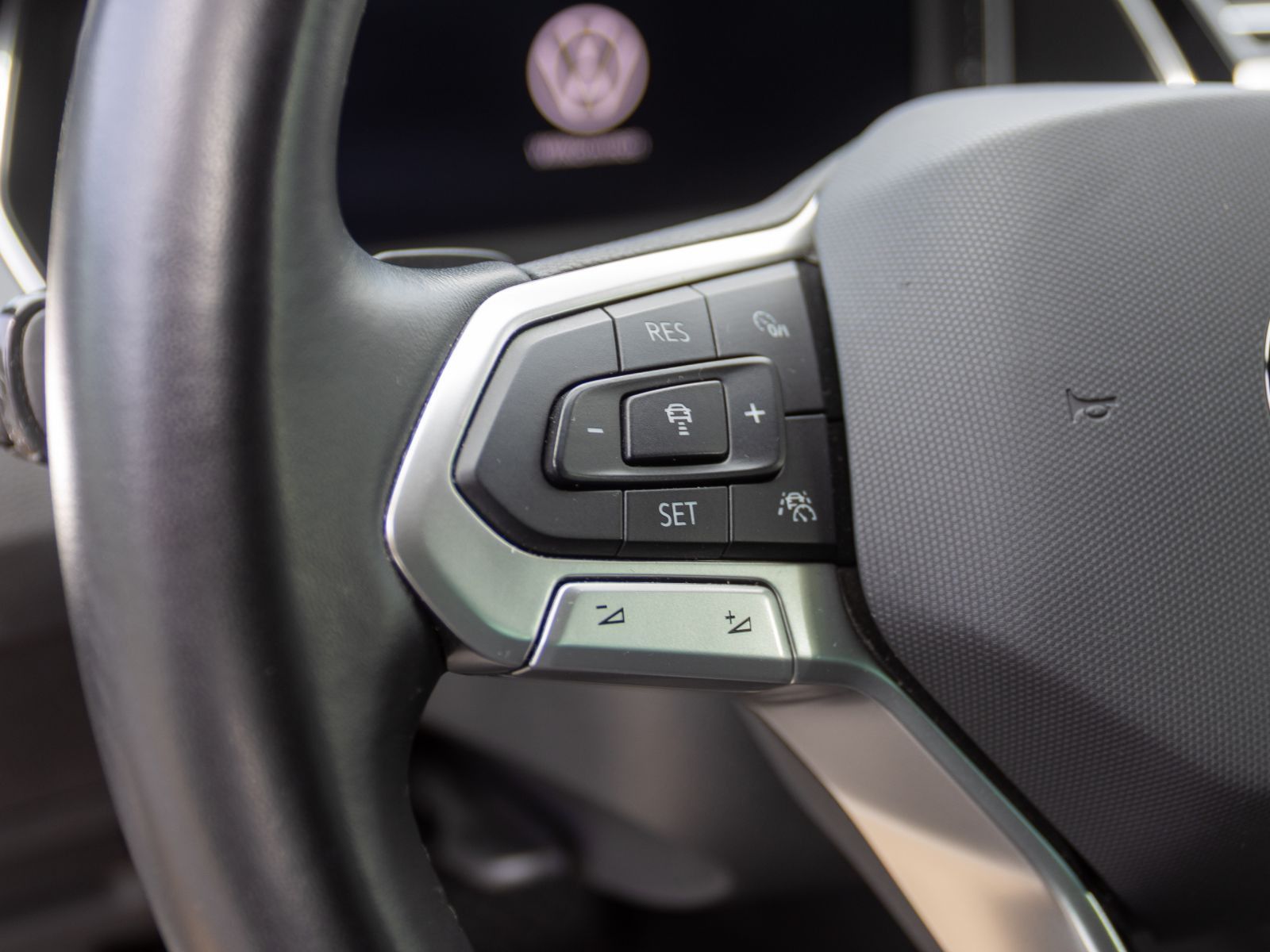 Volkswagen Passat Variant - Bild 14