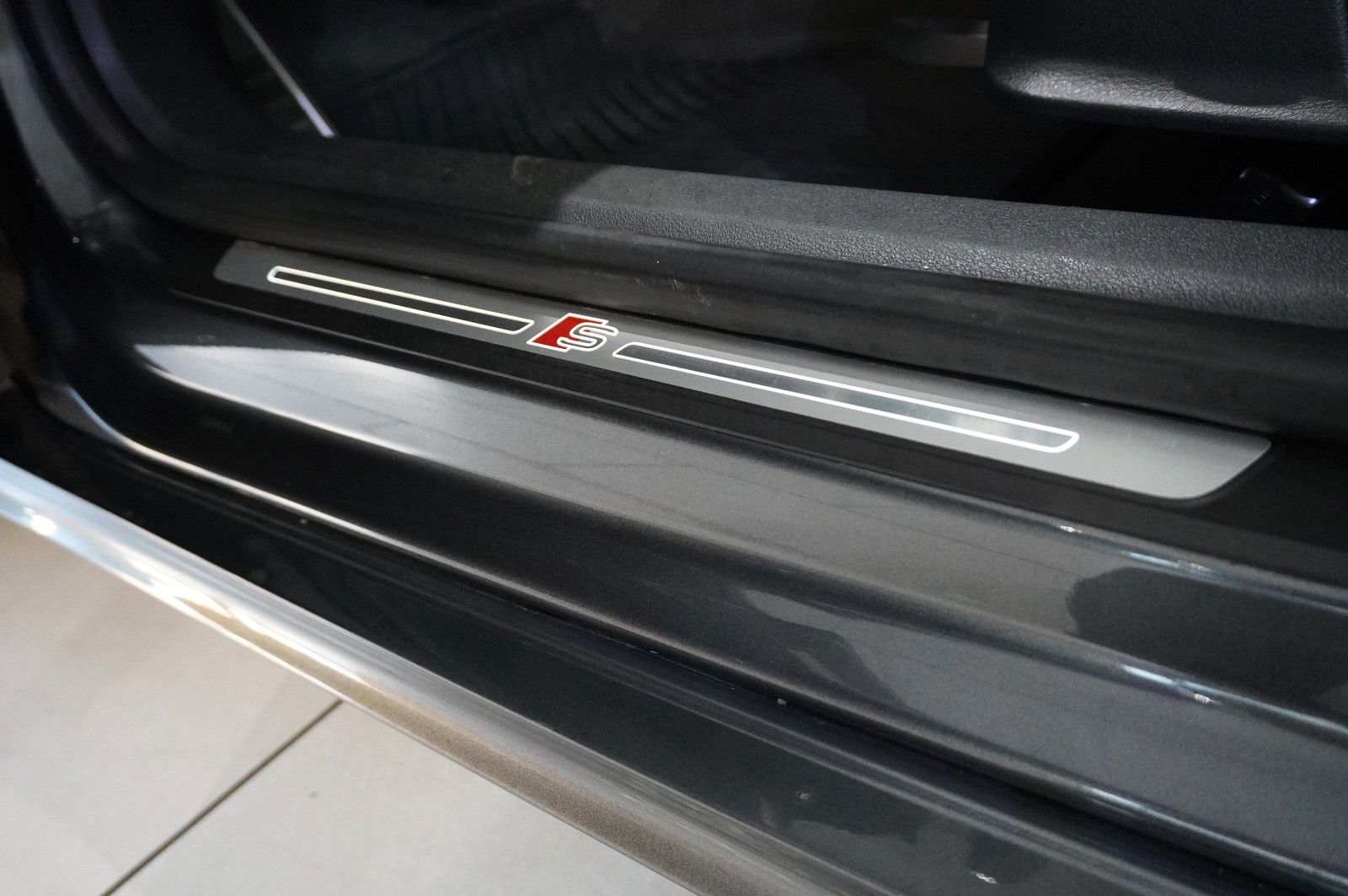 Fahrzeugabbildung Audi A5 Sportback 45 TFSI QUATTRO S-LINE NAVI/MATRIX