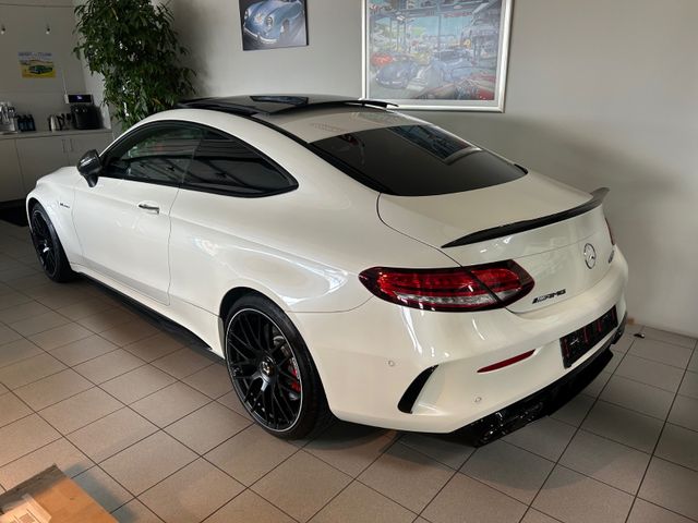 Mercedes-Benz C 63 AMG Mercedes-AMG C 63 S Autom.