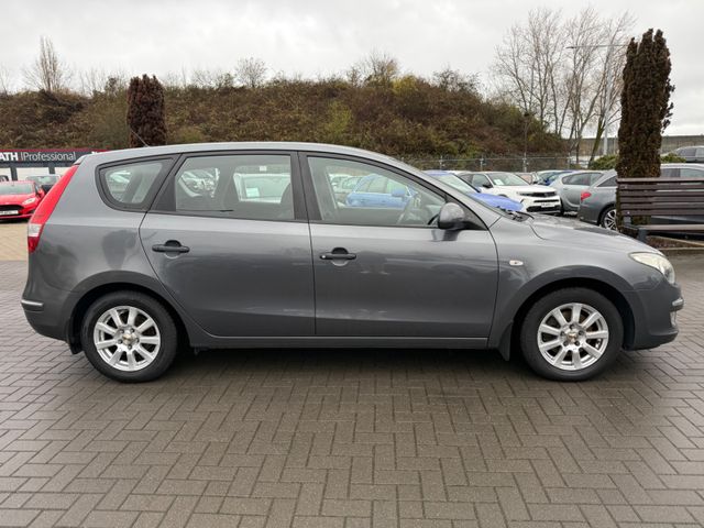 Hyundai i30  CW 1.4 Comfort