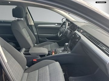 Volkswagen Passat Variant - 10