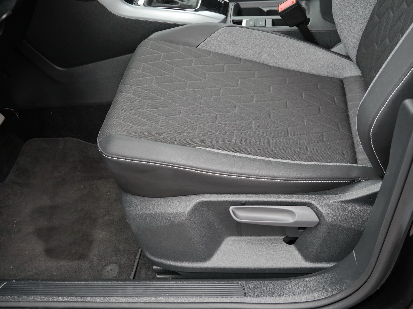 Volkswagen T-Roc - Bild 21