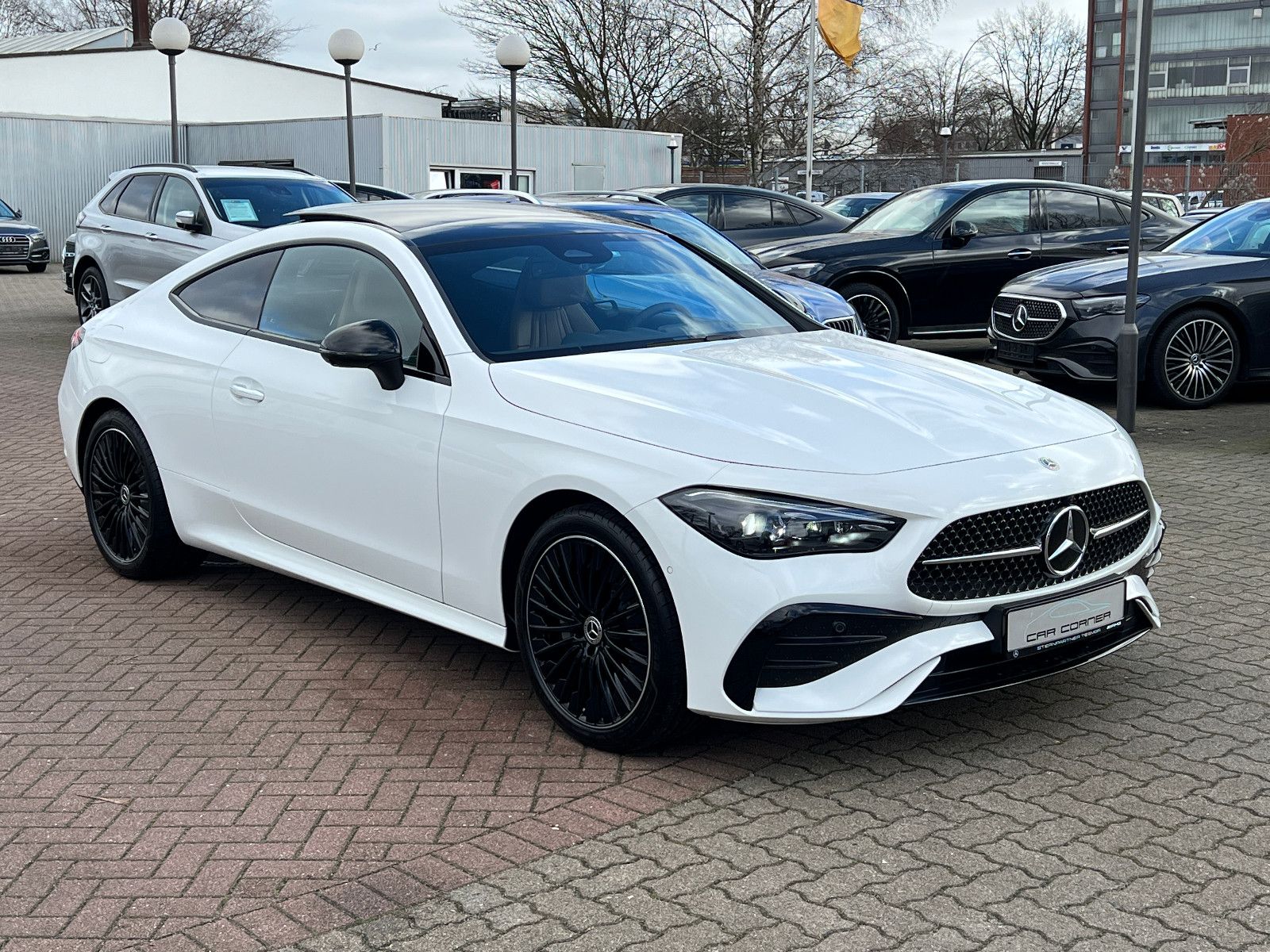Fahrzeugabbildung Mercedes-Benz CLE 200 AMG LINE PREMIUM PANORAMA SITZKLIMA