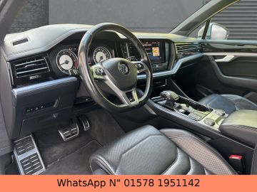 Volkswagen Touareg - 11
