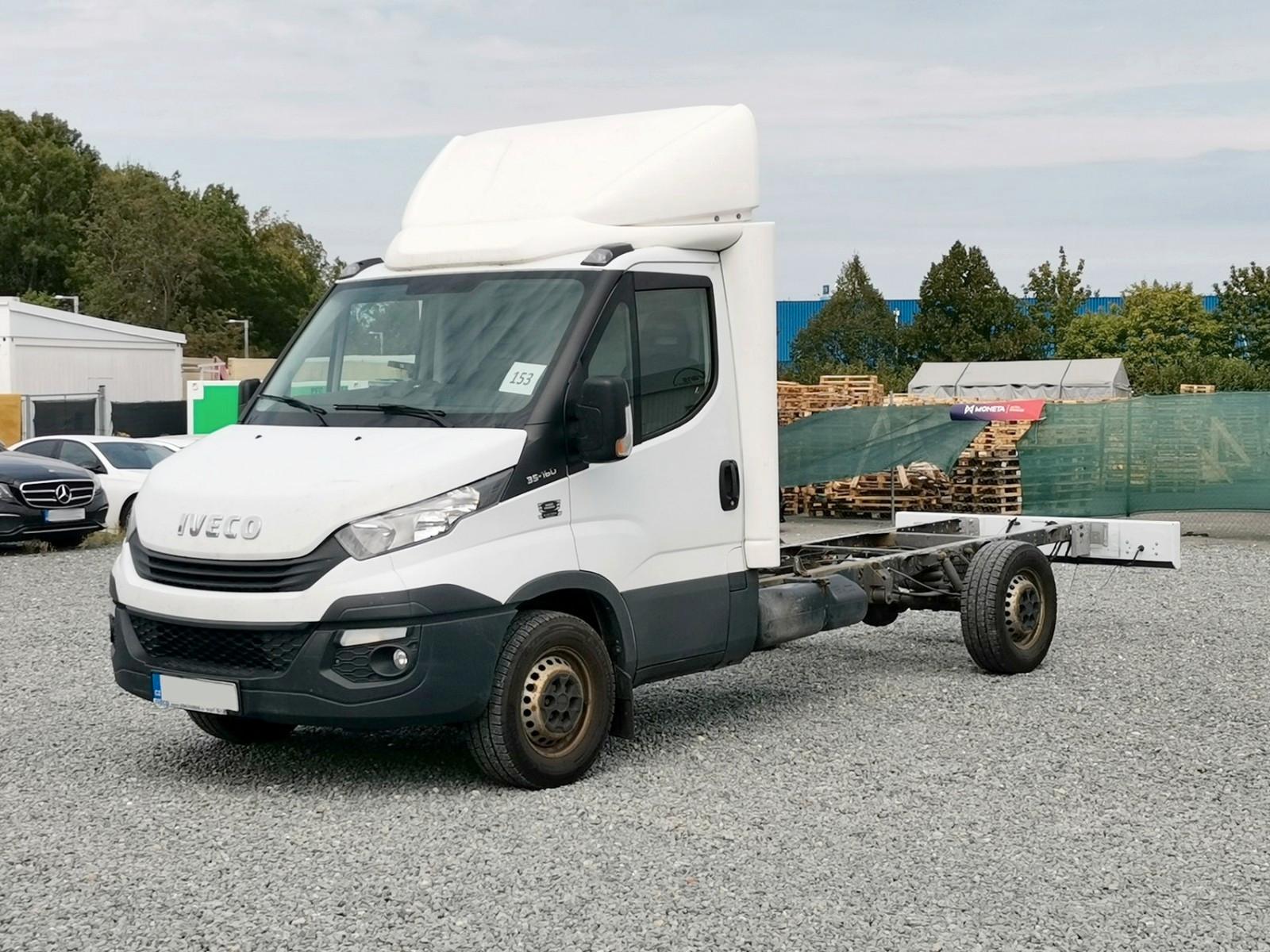 Iveco Daily 35S16 Fahrgestell / Radstand 3750mm