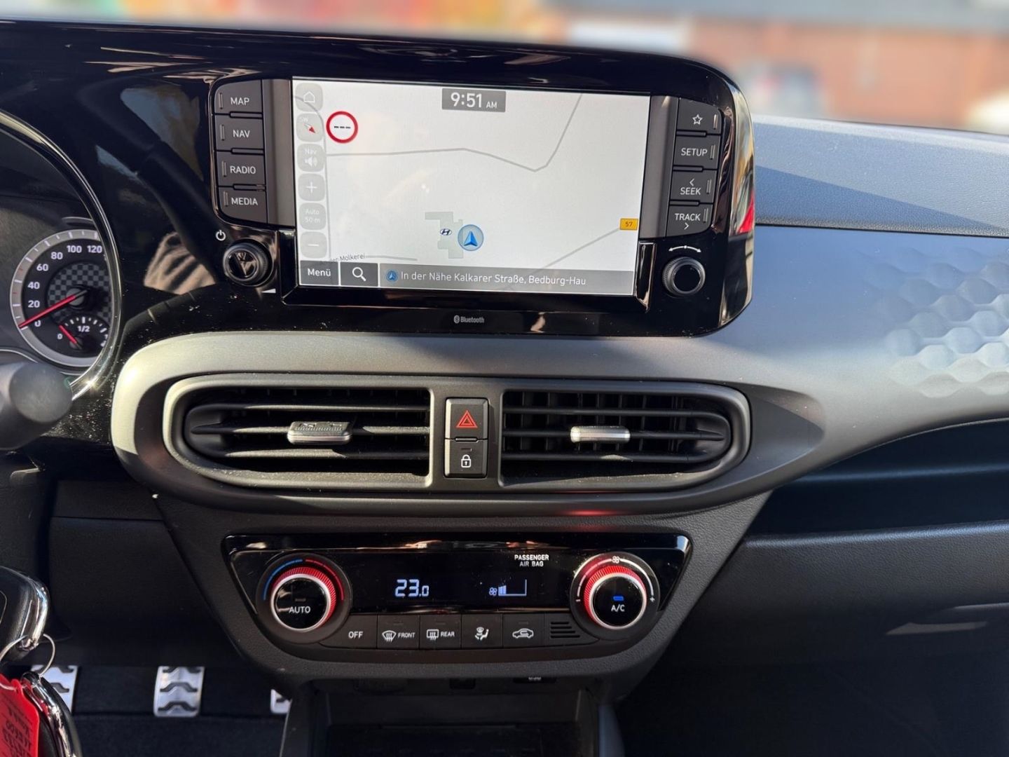 Fahrzeugabbildung Hyundai i10 1.0 T N-Line Navigation Allwetter Sitzheizun