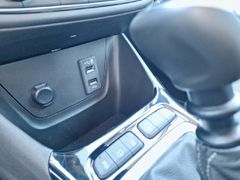 Fahrzeugabbildung Opel Crossland Elegance 1.2 Turbo, Navi, RFK, SHZ