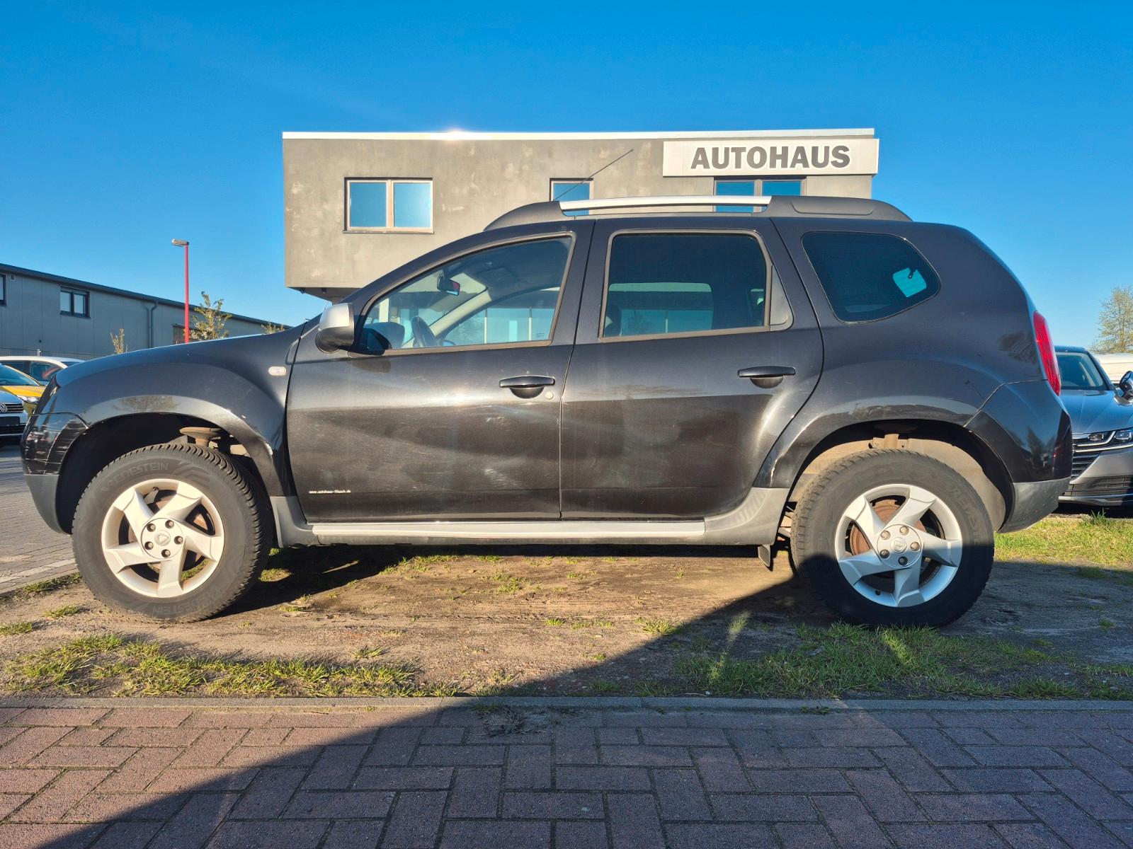 Dacia Duster I Prestige 4x4 Leder AHK 1.6 Benzin Klima