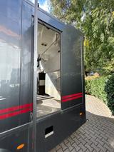 Iveco ML75E15 LKW für 3 Pferde mit Wohnkabine - Tier-/Pferdetransport 3 pferde