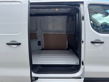 Toyota Proace (Verso) - 11