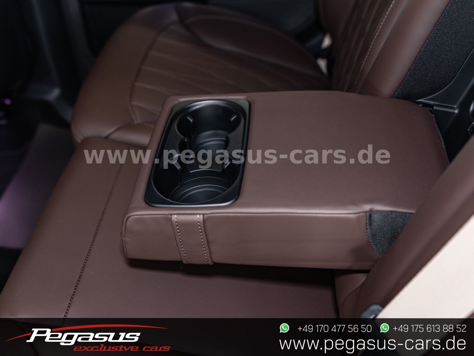 MERCEDES-BENZ G 63 AMG - 33