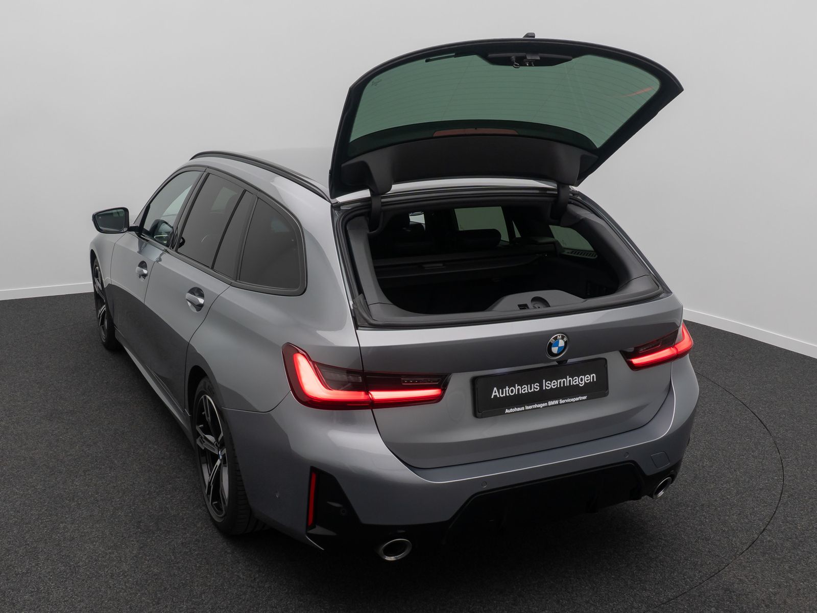 Fahrzeugabbildung BMW 320d M Sport HUD DAB Kamera HiFi Fernlic Komfort