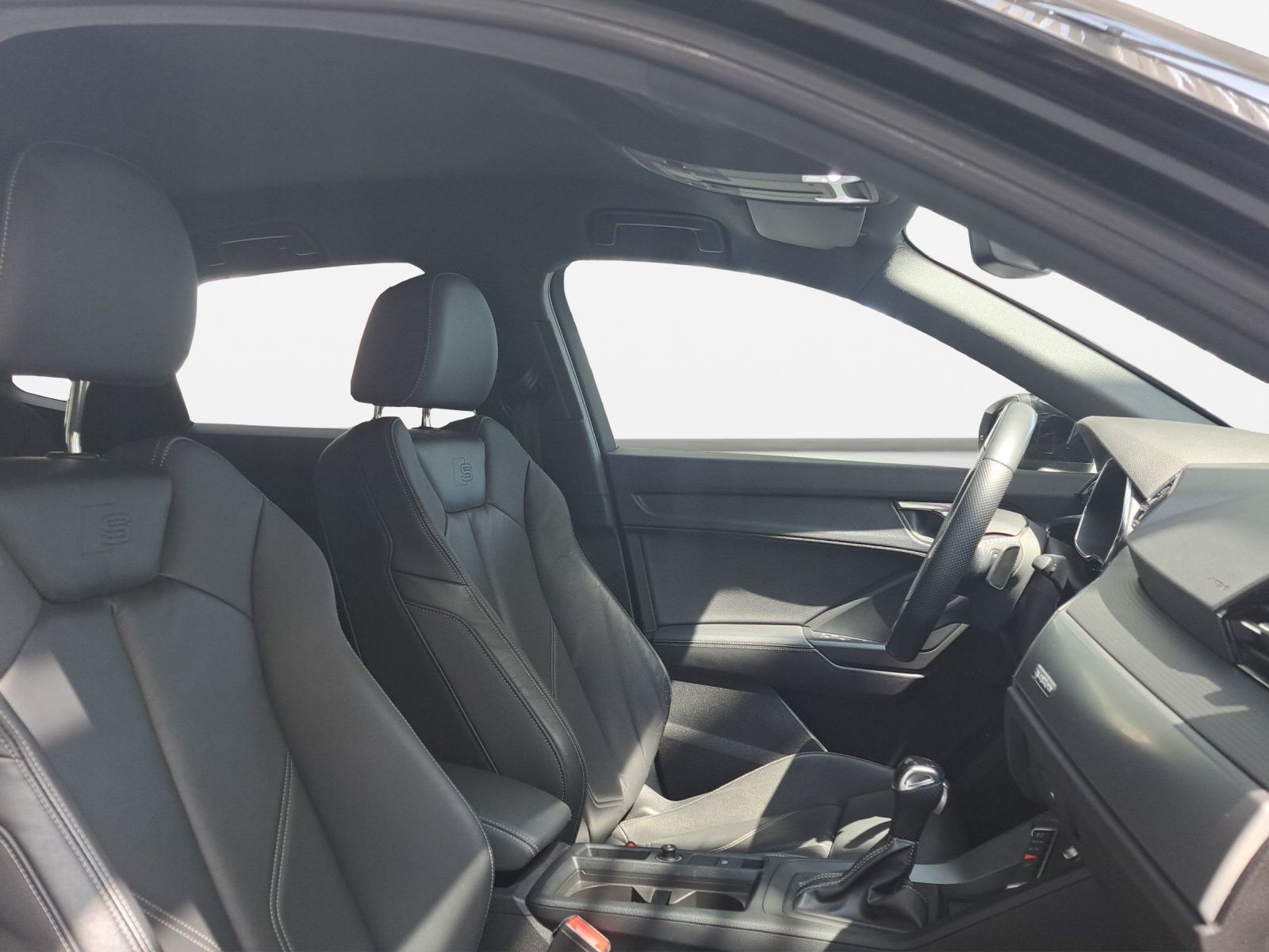 Audi Q3 Sportback 40 TDI qu. S line AHK*MATRIX*ACC foto 4