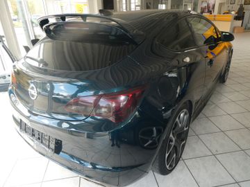 Bild 3 Opel Astra J GTC OPC mit Recaro