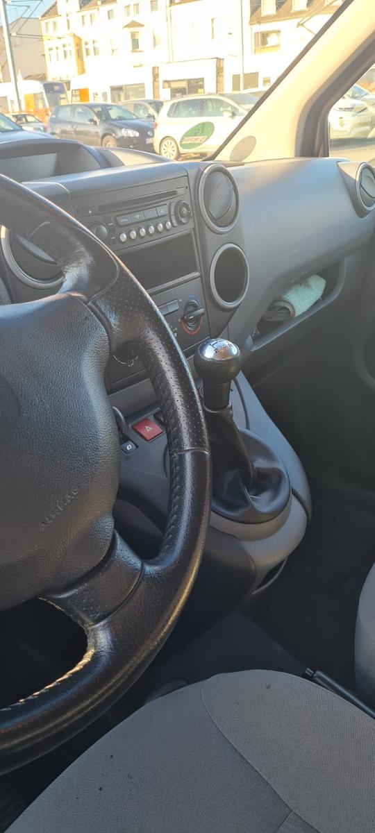 Peugeot Partner L2 1.6 HDi Diesel 2.Hand EZ 11/2014