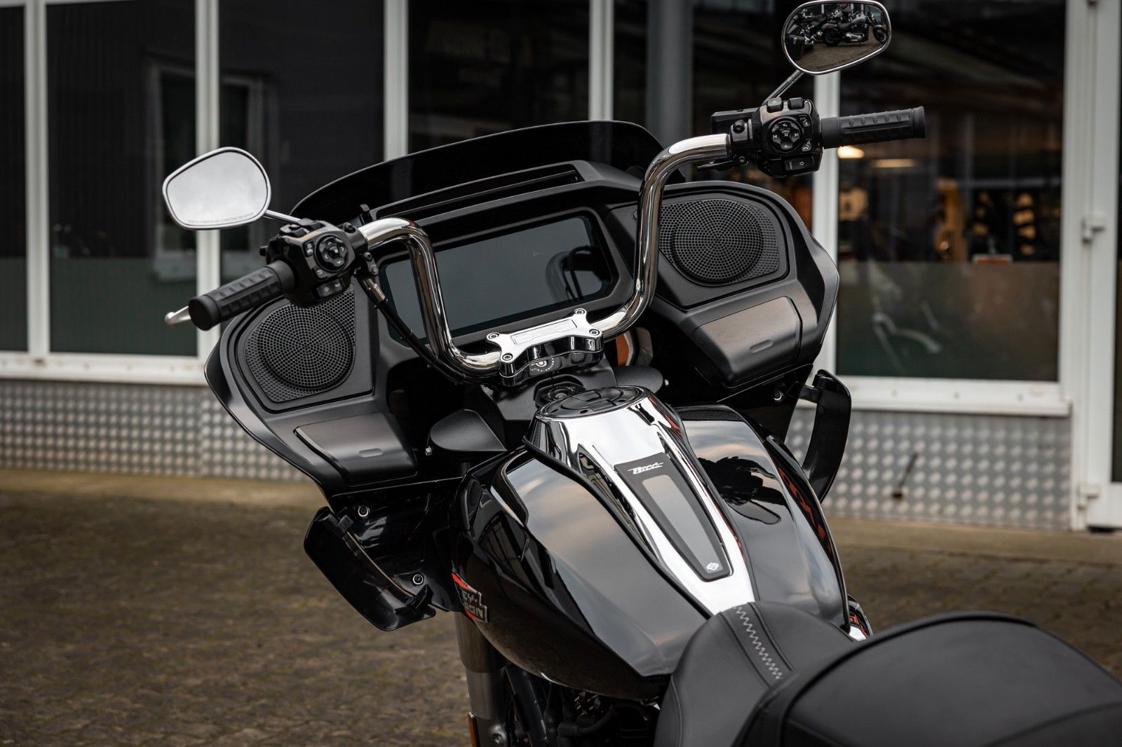 Fahrzeugabbildung Harley-Davidson ROAD GLIDE FLTRX 117cui - Kesstech -