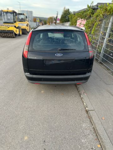 Ford Focus 1,6 2006 Kombi