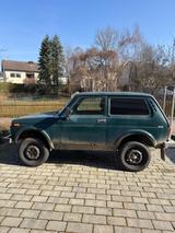 Lada Niva 1.7i Kult Kult - gebrauchte Lada Niva aus dem Jahr 2009