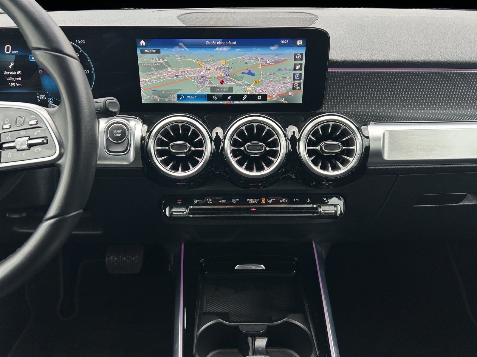 Fahrzeugabbildung Mercedes-Benz EQB 250 Progressive Advan Pano LED Kamera elHeck