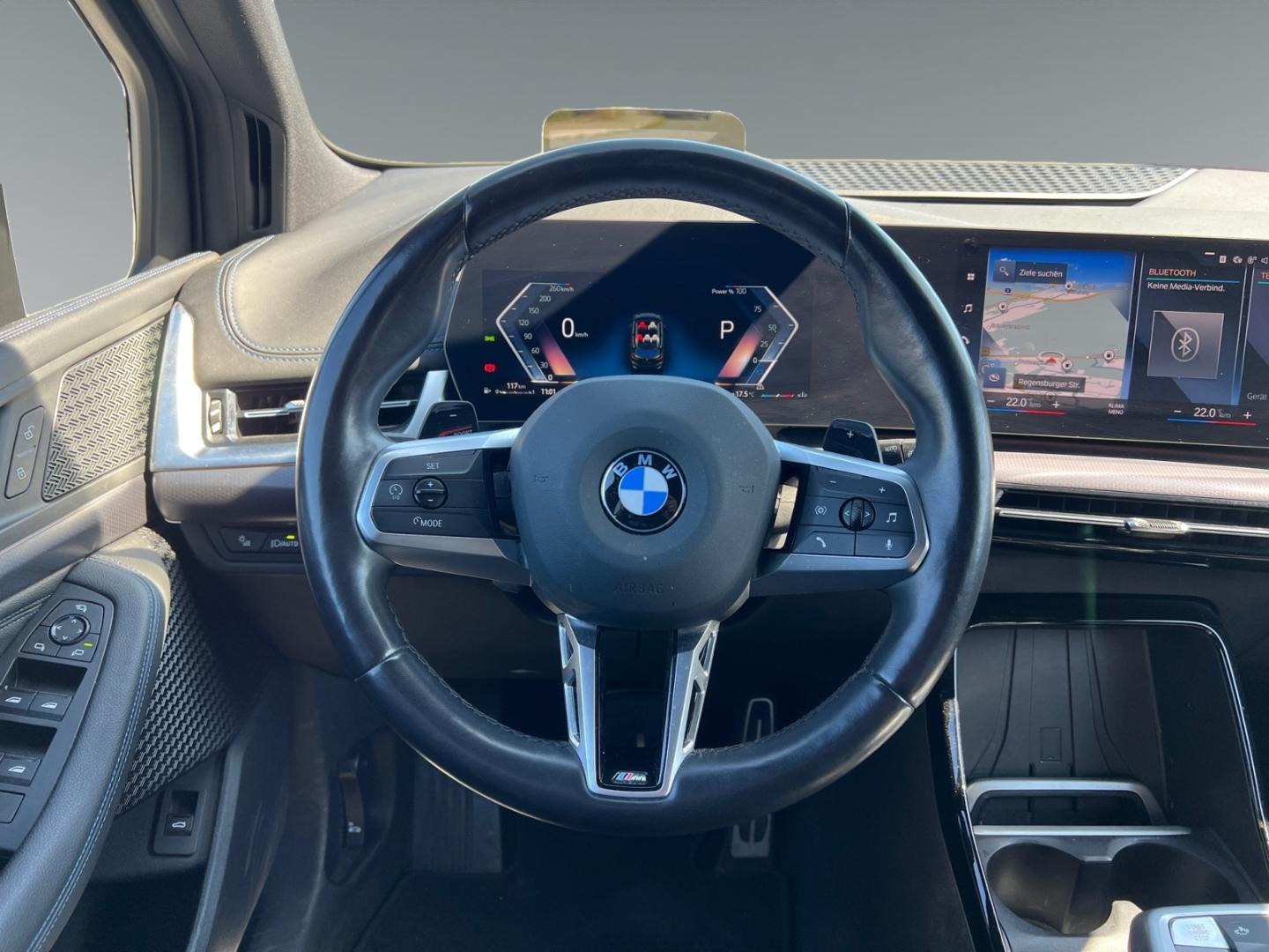 BMW 218 Active Tourer i M Sport Navi Kamera PDC LED