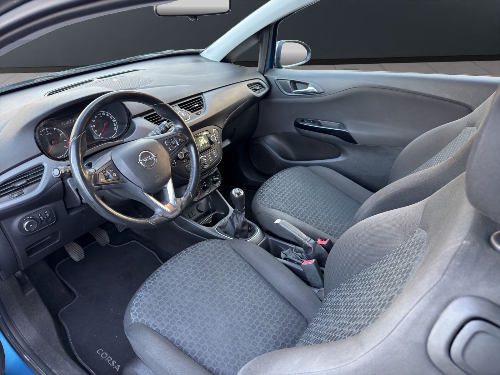 Fahrzeugabbildung Opel Corsa E Edition | 2.Hand | Sitzheiz* | 1.4L |