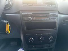 Fahrzeugabbildung Skoda Yeti Active Plus Edition DSG Automatik SCHECKHEF