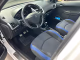 Peugeot 206 + Generation* Klima* 8x fach bereift - Peugeot 206 in Frankfurt (Main)