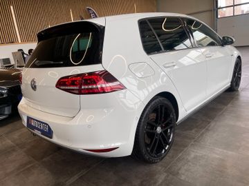 Volkswagen Golf VII Lim. GTD BMT *NAVI*SZHZ*PDC*BI-XENON*