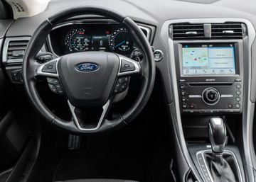 Fahrzeugabbildung Ford Mondeo Turnier 1.HAND|NAVI|KAMERA|TÜV NEU