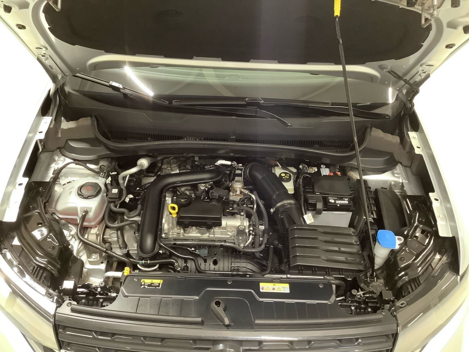 T-Cross Active 1,0 TSI 81 kW DSG AZV, Kamera, SH