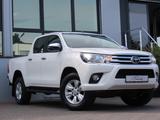 Toyota Hilux 2.4 D-4D-F Double Cab 4x4 Euro 6 - Toyota Hilux in Düsseldorf
