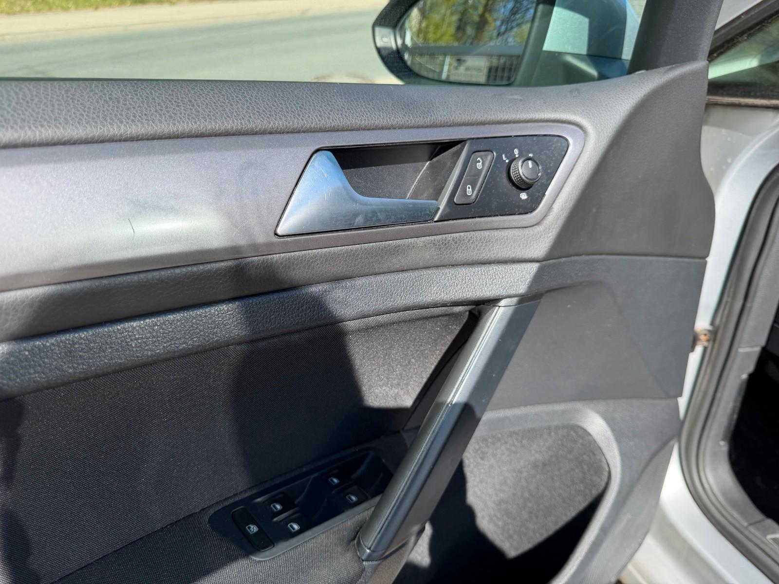 Volkswagen Golf 2013 — photo 16