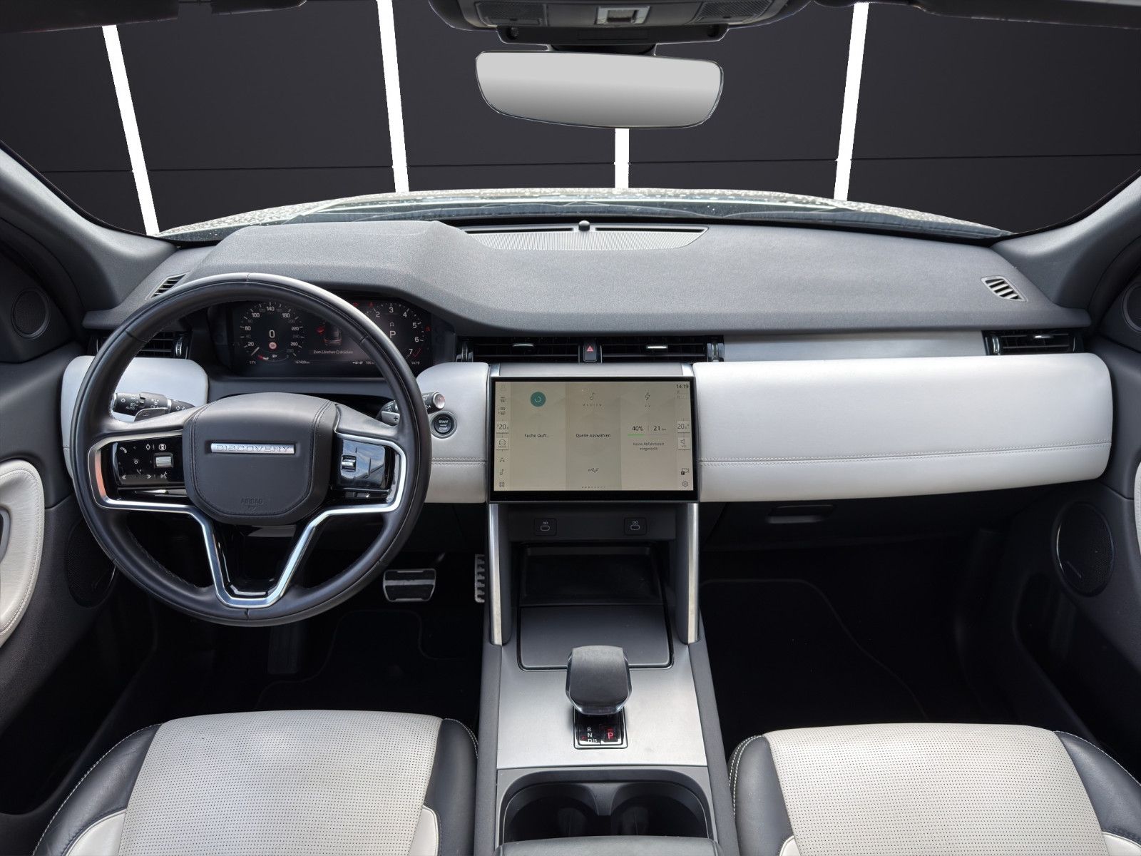 Fahrzeugabbildung Land Rover Discovery Sport P300e HSE/Pano/Leder/Kamera/Shz