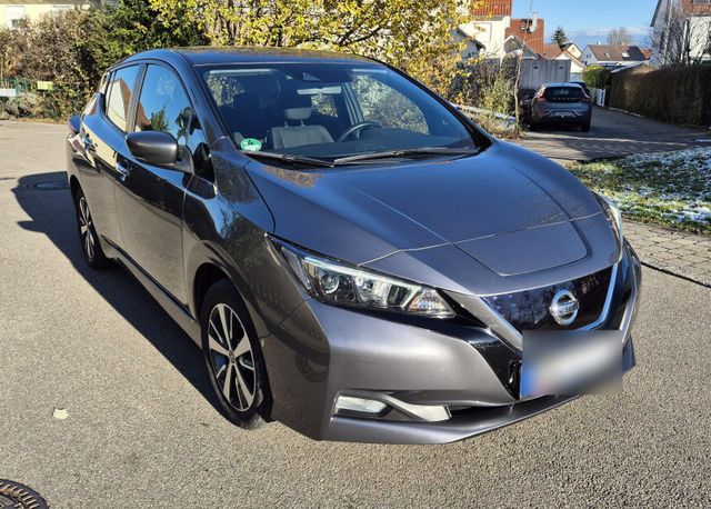 Nissan Leaf Acenta 40KW; Winterpaket; 3Jahre