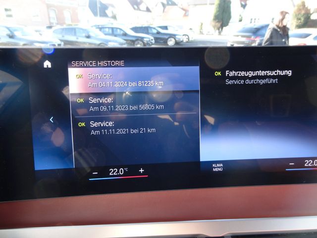 Fahrzeugabbildung BMW iX 40 xDrive Sport/1.Hd/SkyLounge/Laser/Ha/Ka