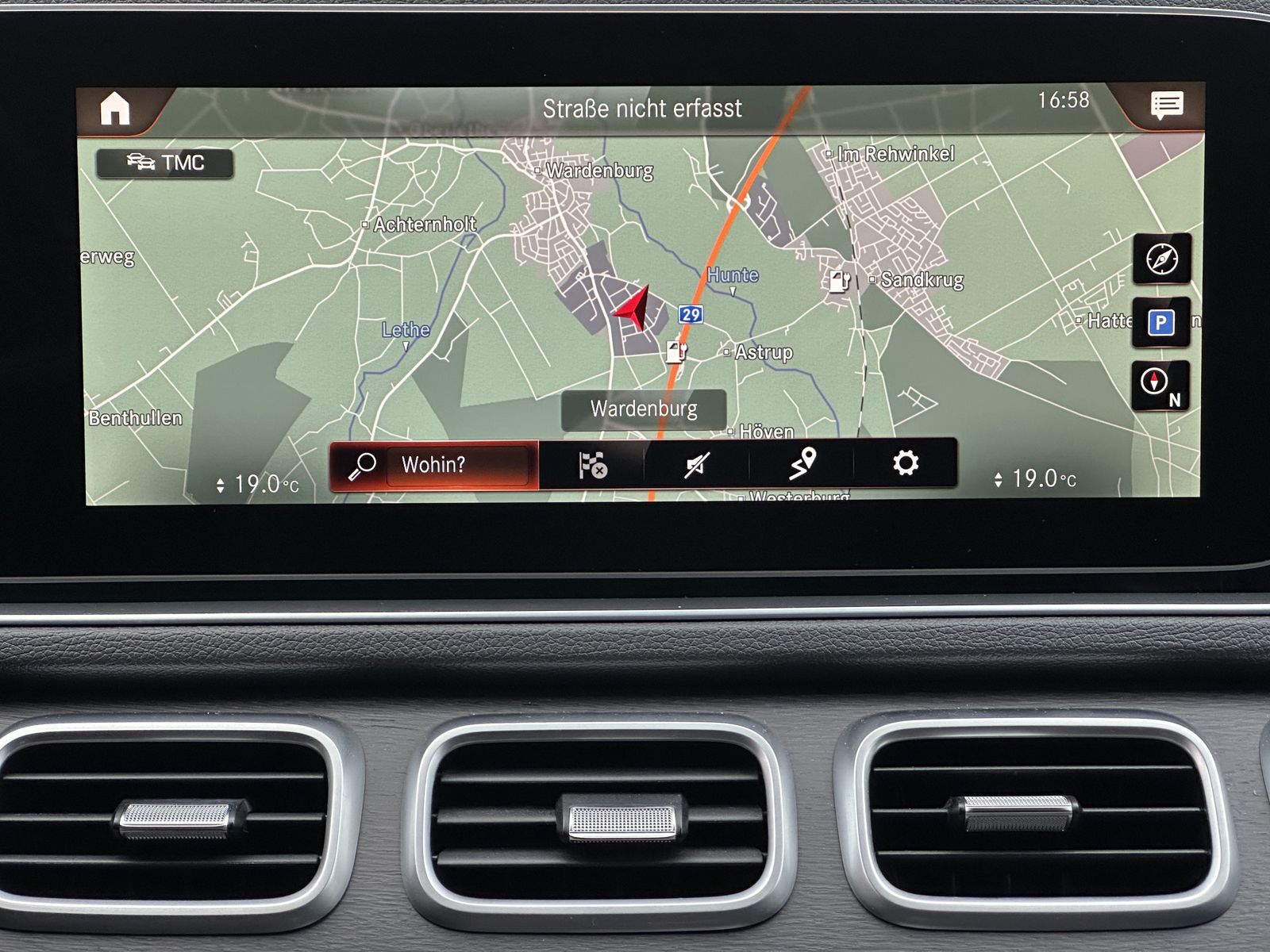 Fahrzeugabbildung Mercedes-Benz GLE 350de 4Matic AMG-Line NAV+LED+360°+21ZO+ACC