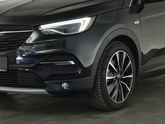 Grandland X ULTIMATE 4X4 PHEV AT+LED LICHT+NAVI+