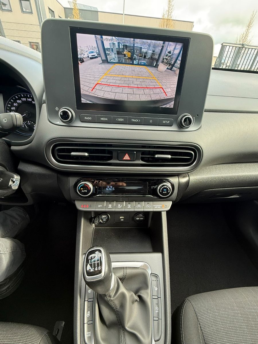 Fahrzeugabbildung Hyundai Kona Select Mild-Hybrid 2WD