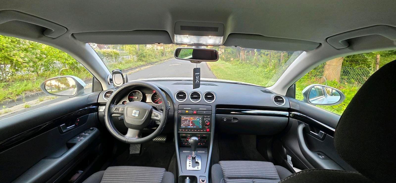 Seat Exeo 2012 — photo 11