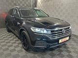 Volkswagen Touareg*4 MOTION*LED-ACC-LEDER-LUFT-R.KAM-AHK-18 - blaue Volkswagen Touareg