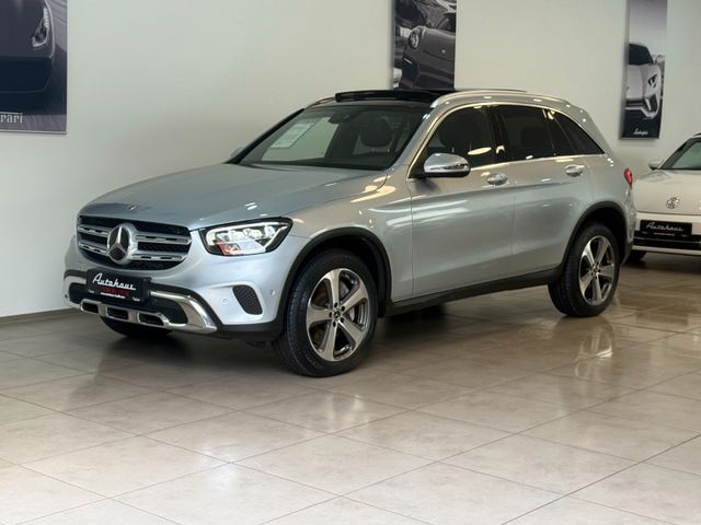 MERCEDES-BENZ GLC 300 de 4Matic*WIDESCR.*PANO*MBUX*AHK*360°*