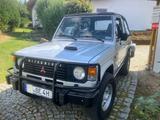 Mitsubishi Pajero L040 Canvas - gebrauchte Mitsubishi Pajero aus dem Jahr 1990