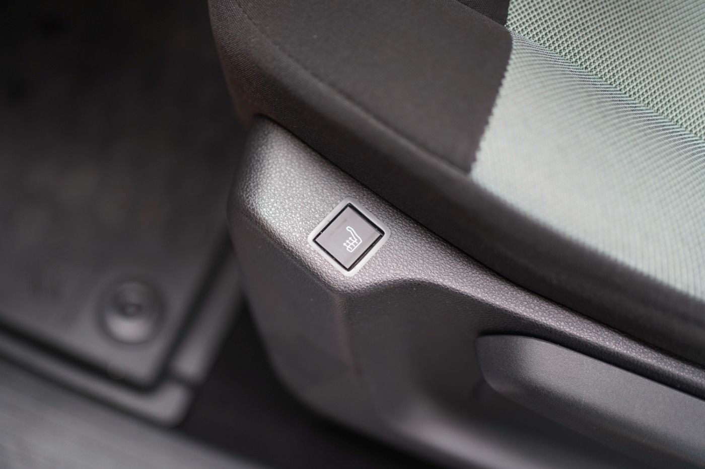 Fahrzeugabbildung Citroën Berlingo XL BlueHDi 130 Shine Standheizung AHK