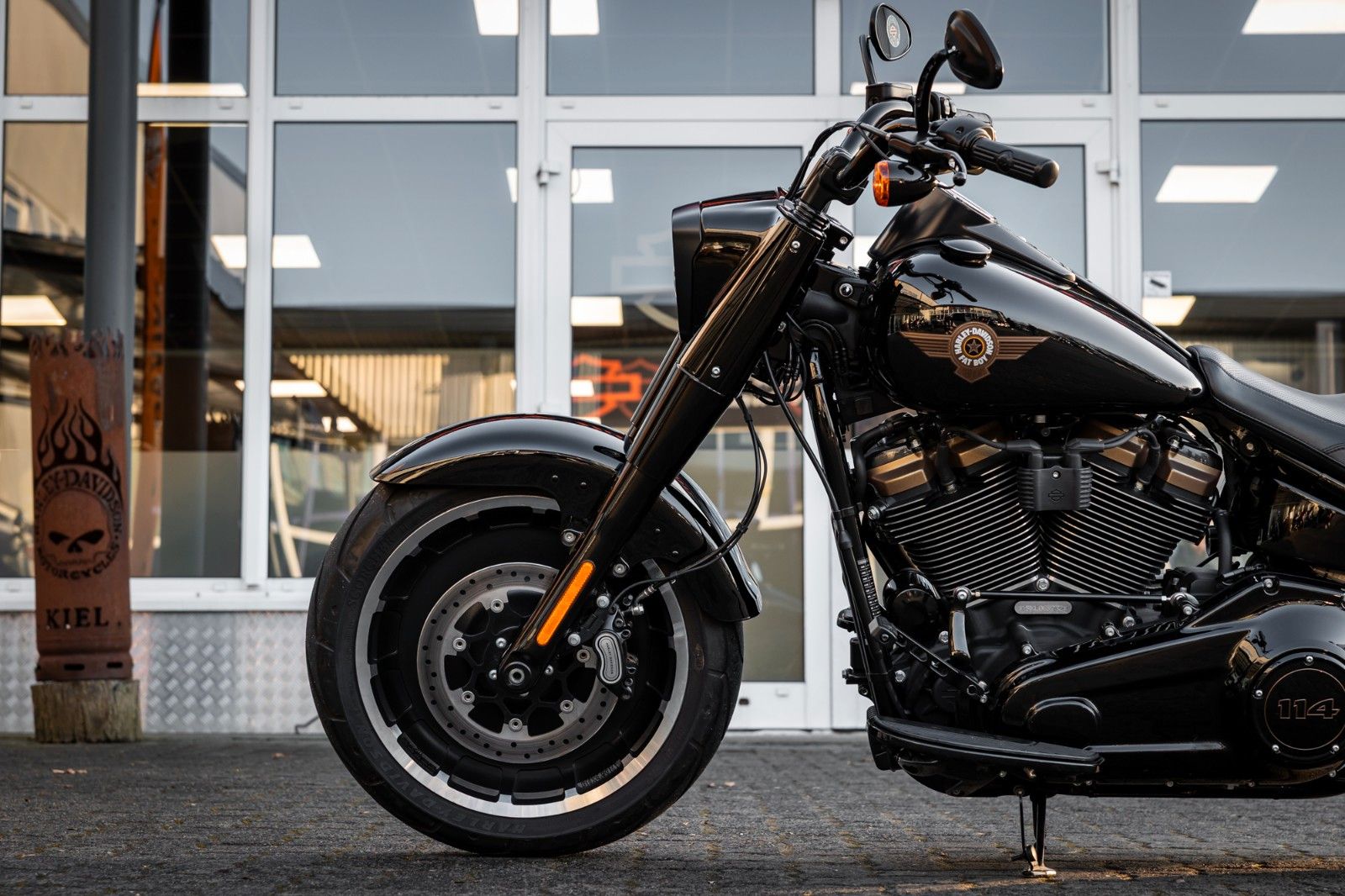 Fahrzeugabbildung Harley-Davidson Softail Fat Boy 30th Anniversary -Jekill & Hyde-