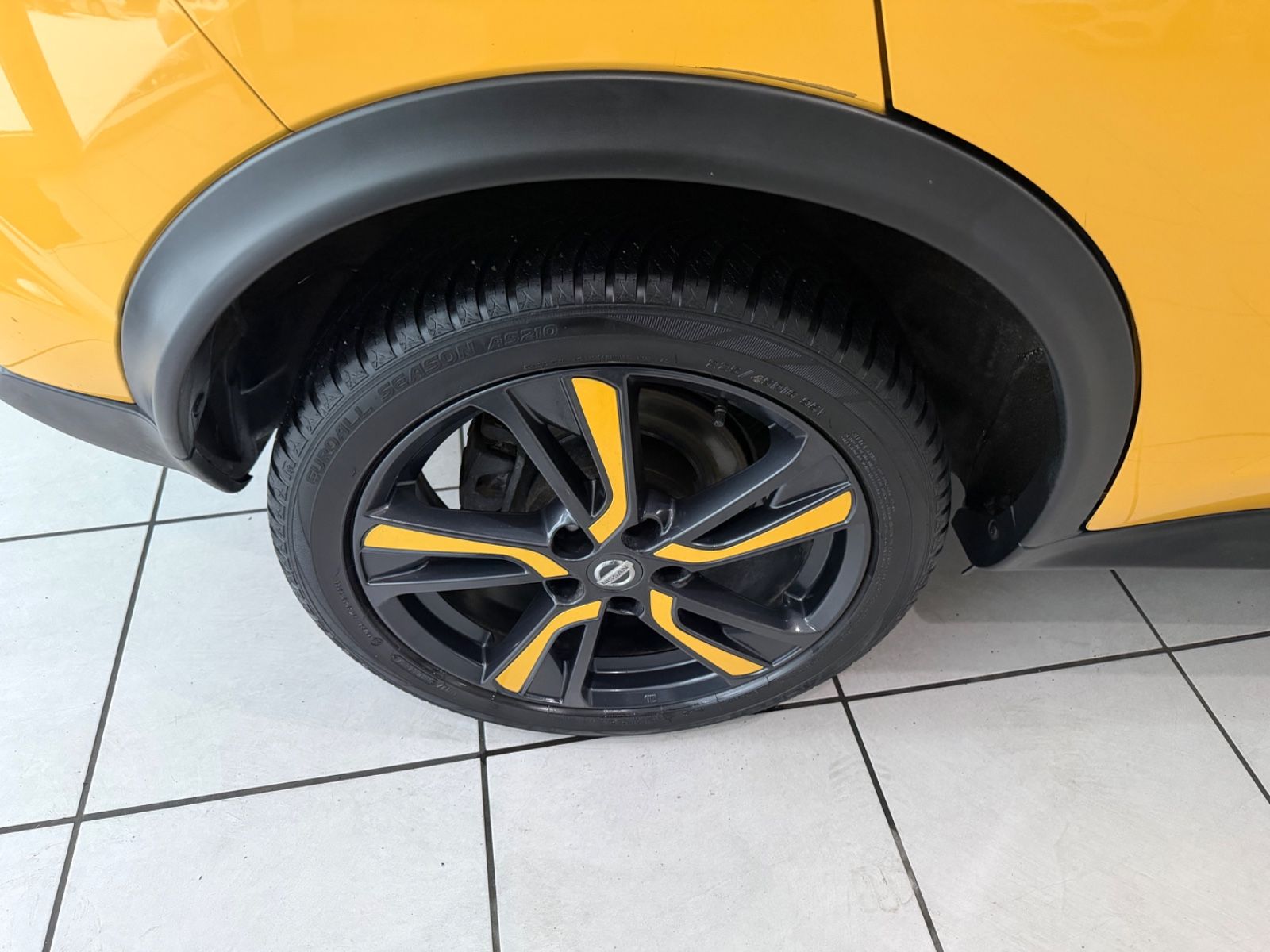 Fahrzeugabbildung Nissan Juke N-Connecta