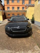 Skoda Superb 2.0 TDI SCR DSG Active Combi Active - Skoda Superb Active mit Diesel-Antrieb