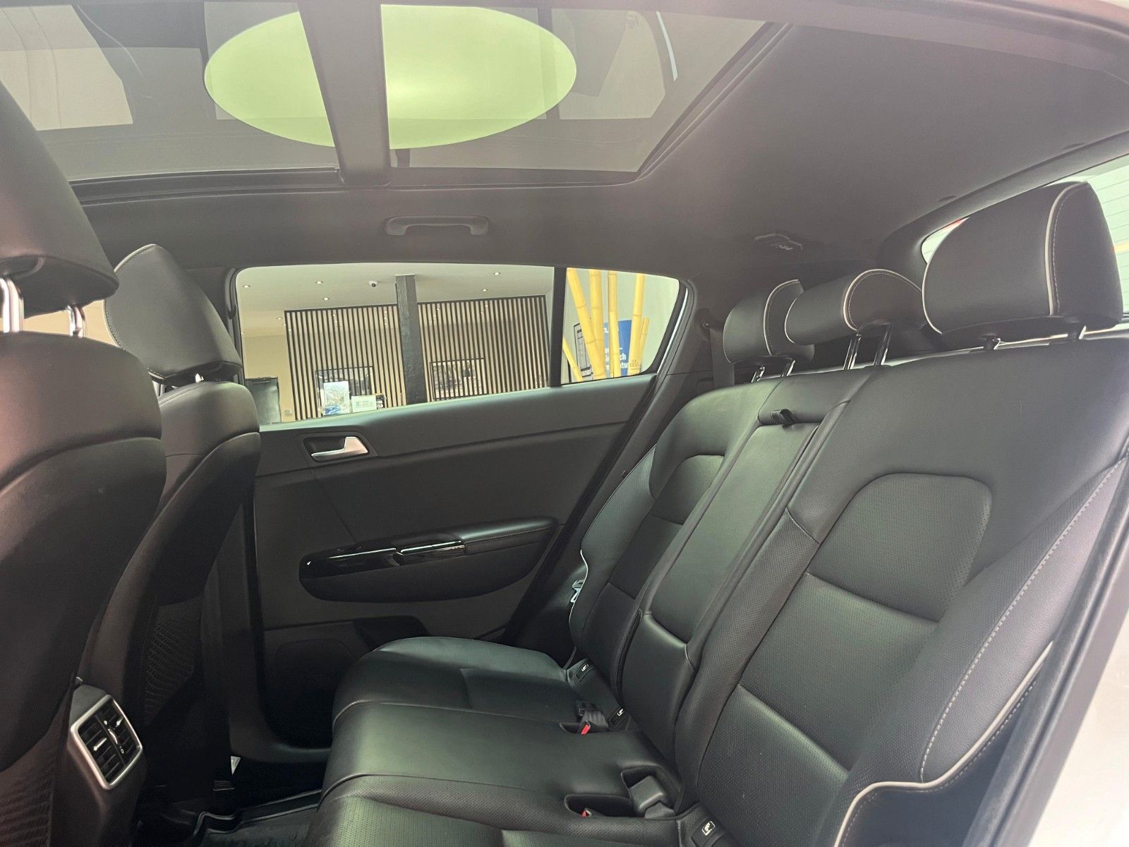 Fahrzeugabbildung Kia Sportage 1.6 GT-Line 2WD*Pano*RFK*AHK