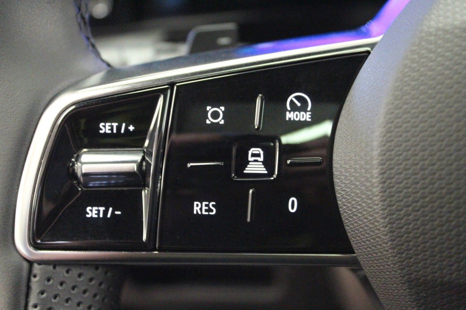 Fahrzeugabbildung Renault Austral E Tech Hybrid 200 Techno Automatik*