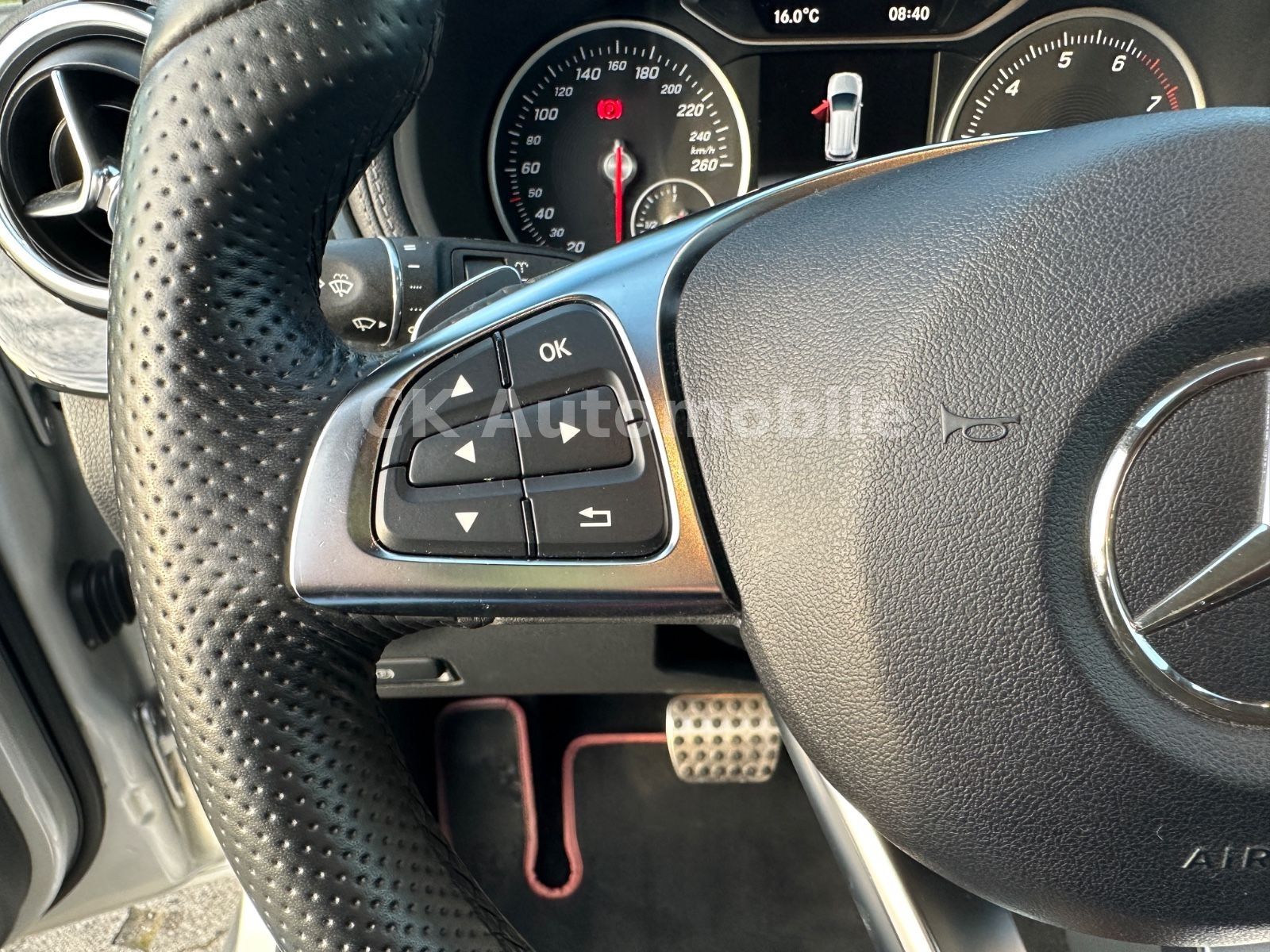 Fahrzeugabbildung Mercedes-Benz B 220 4Matic AMG-Line/Navi/Tempomat/PDC/AHK